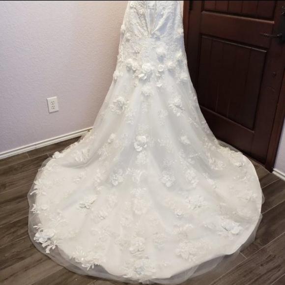 Gorgeous & RARE Maggie Sottero Rhianna Royale Gown NWOT - Picture 12 of 17